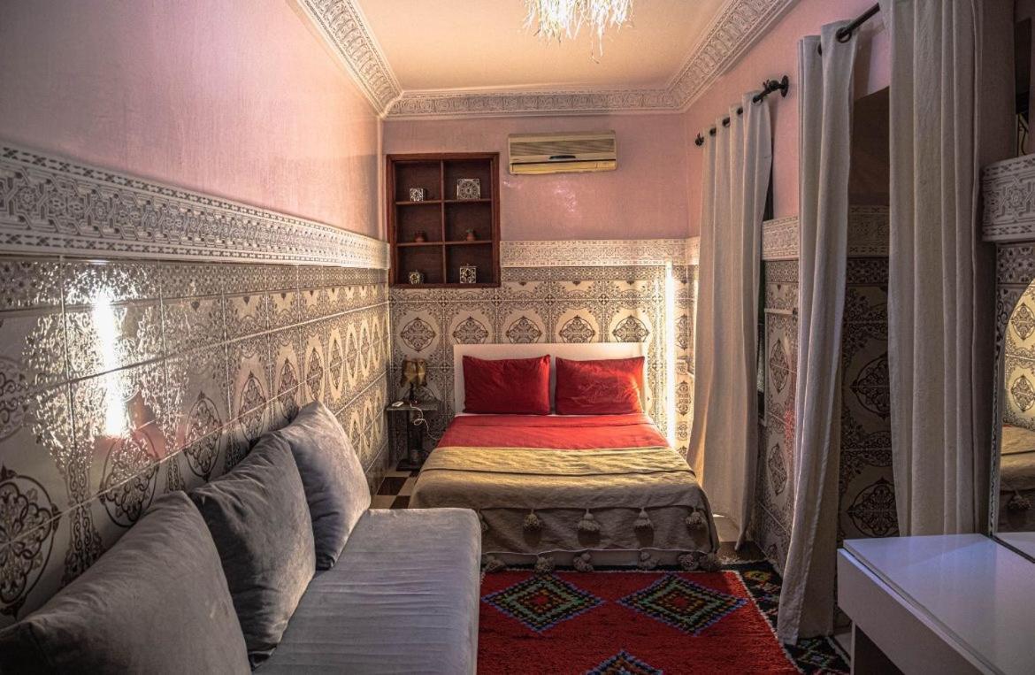 riad msholidays - privatisé jusqu'à 8 personnes - jacuzzi Marrakesh Exterior foto