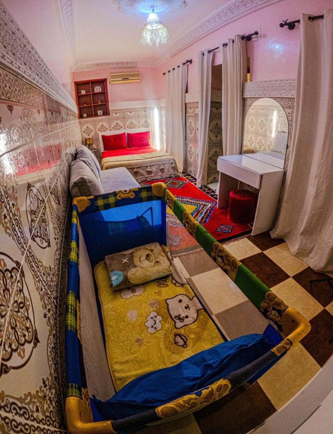 riad msholidays - privatisé jusqu'à 8 personnes - jacuzzi Marrakesh Exterior foto