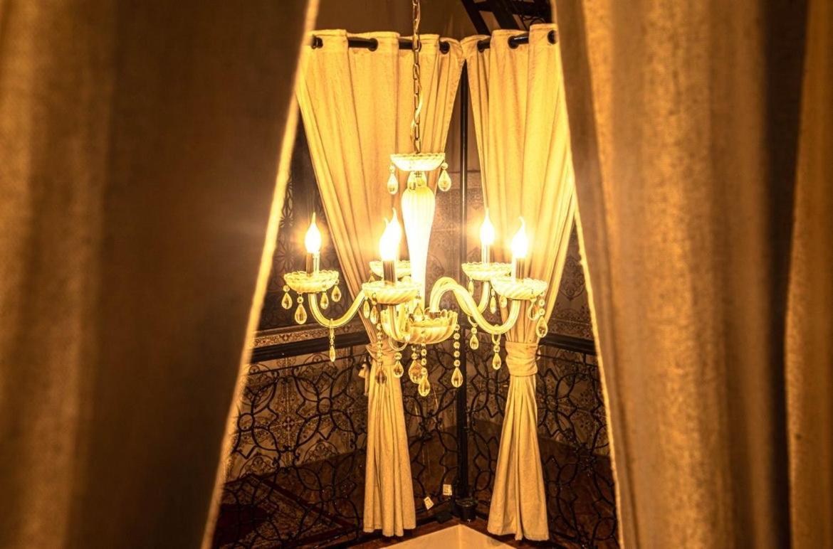 riad msholidays - privatisé jusqu'à 8 personnes - jacuzzi Marrakesh Exterior foto